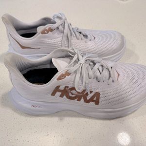 White hoka shoes women 8.5